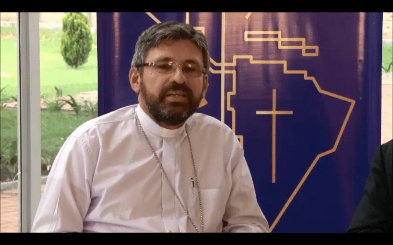 Entrevista a Monseñor Manuel Ochogavía sobre la JMJ