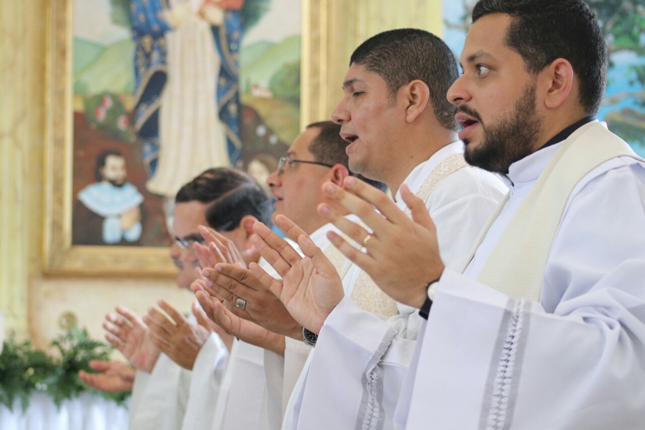 Intensificar la oración por los sacerdotes  de la Arquidiócesis de Panamá