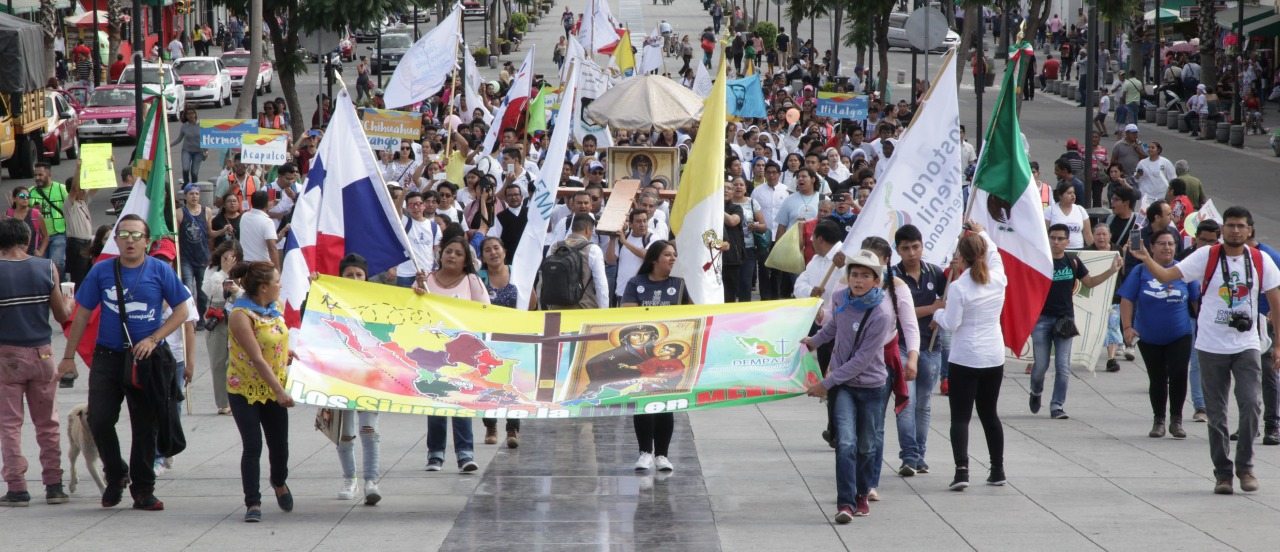 Juventud mexicana custodia ahora los Signos de la JMJ en tierra guadalupana