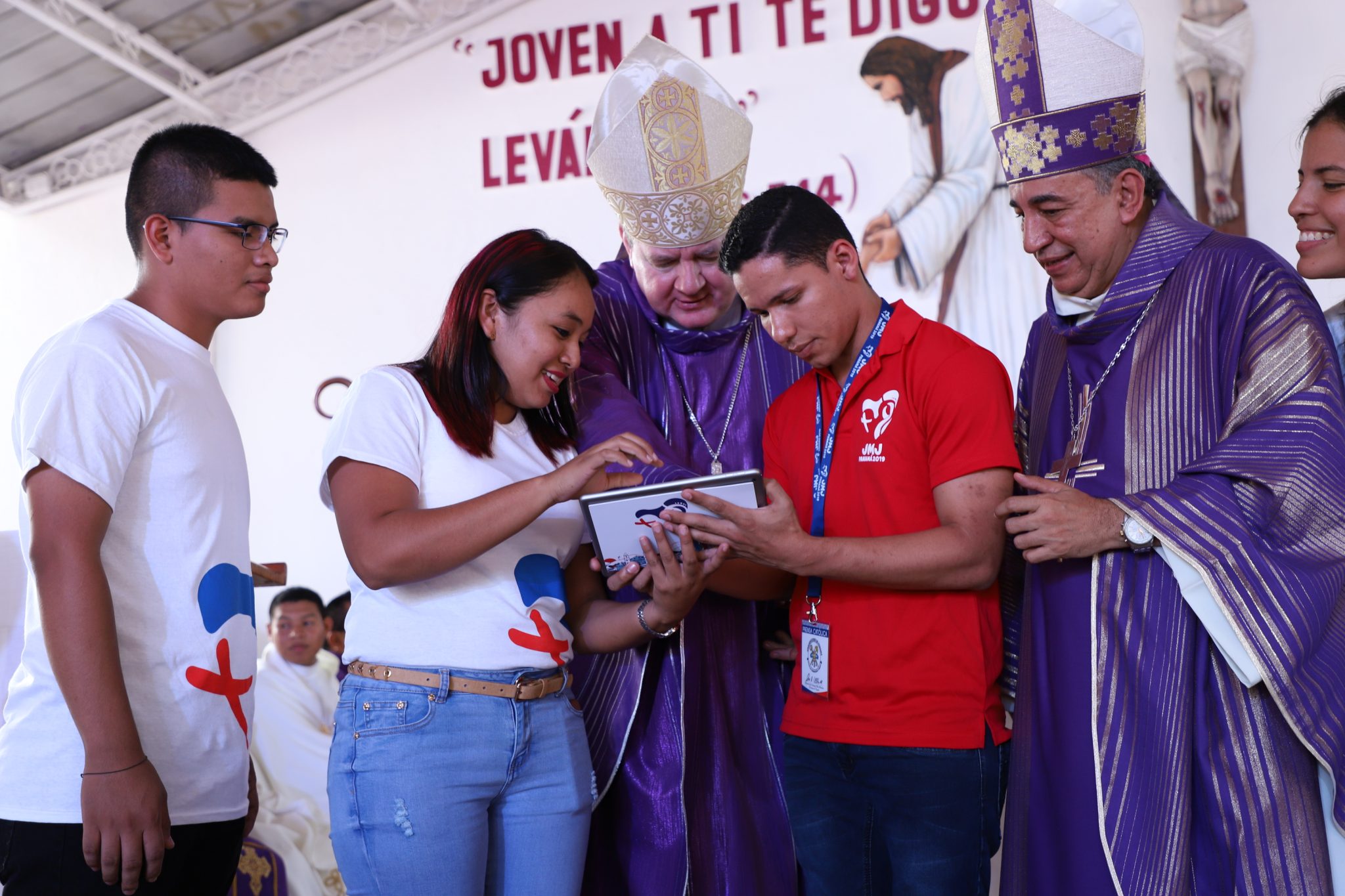 Obispos y jóvenes panameños se inscriben como peregrinos en la JMJ 2019