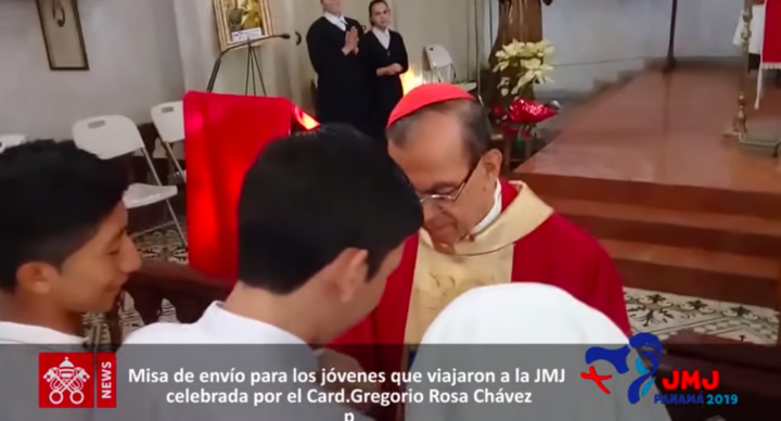 Peregrinos salvadoreños reciben bendición antes de partir a JMJ 2019