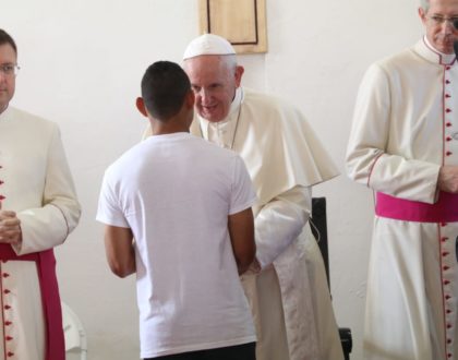 Liturgia penitencial con los jóvenes privados de libertad - Centro de Cumplimiento de Menores Las Garzas de Pacora