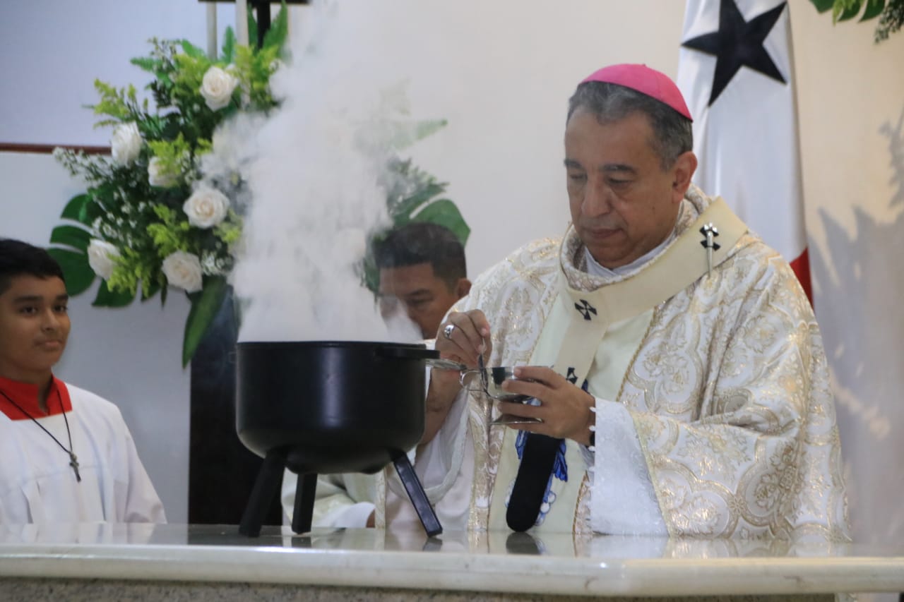 Consagración del Altar de la  Parroquia Inmaculada Concepción, La Chorrera