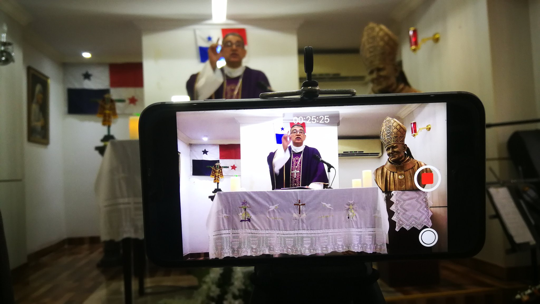 1 DE ABRIL - HOMILÍA MISA TELEVISADA, CAPILLA DE LA CASA DEL ARZOBISPO