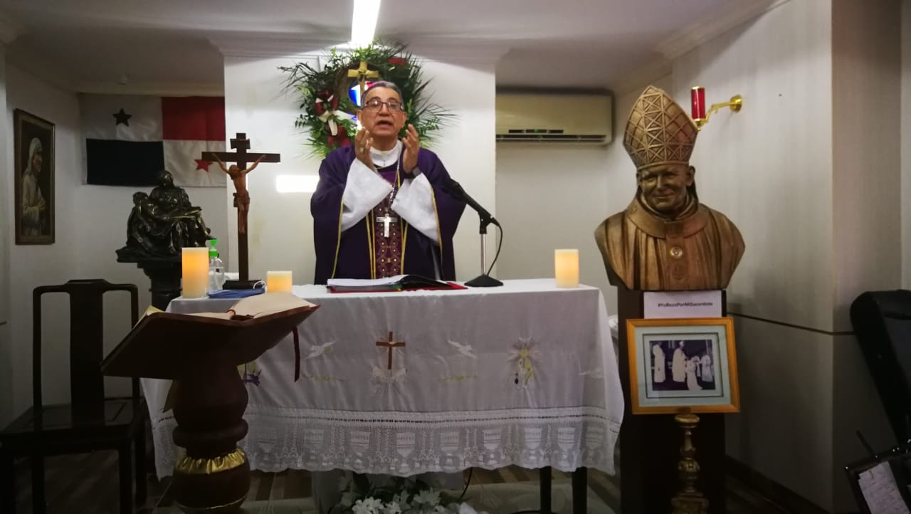 4 DE ABRIL - HOMILÍA MISA TELEVISADA, CAPILLA DE LA CASA DEL ARZOBISPO