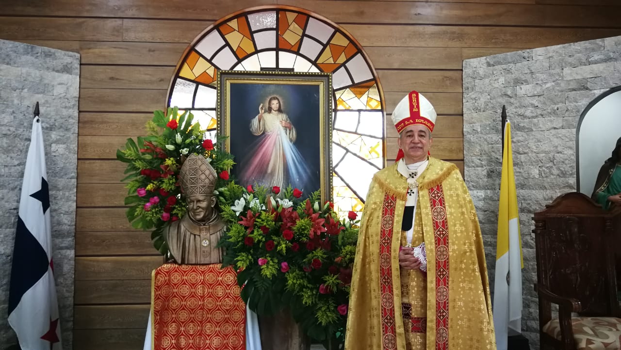 En el "Domingo de la Misericordia"  Arzobispo de Panamá recuerda a Juan Pablo II
