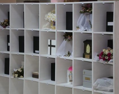 Como muestra de misericordia, parroquia Sagrada Familia, custodia más de 25 restos cenizas de difuntos