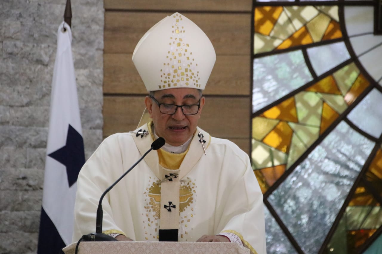 Somos gente de fe, señaló el Arzobispo Ulloa,  refiriéndose a la campaña “Una Iglesia servidora, solidaria y segura”