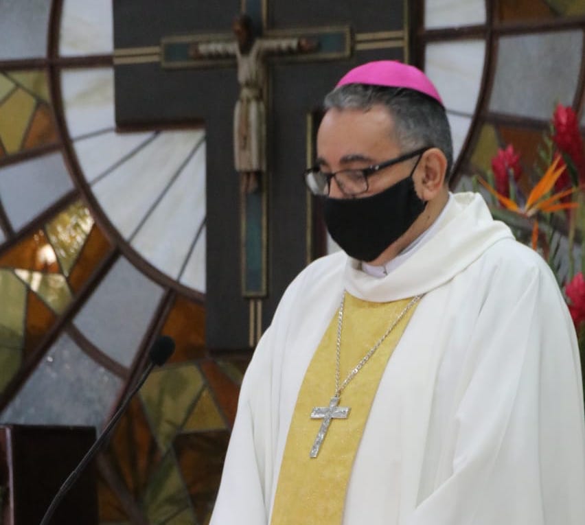 Monseñor Ulloa advierte: “las donaciones  a la Iglesia Católica son a nombre de la Institución”