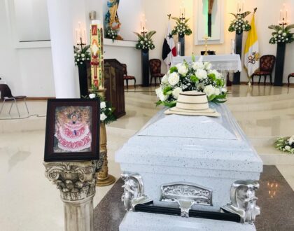 Honras fúnebres de Natividad de Rodríguez, madre del P. Jorge Rivera