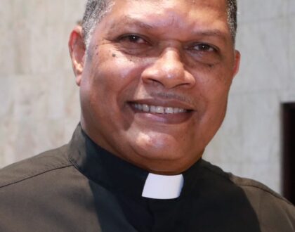 Padre Efraín De León Valdés nuevo  Vicario Pastoral de la Arquidiócesis de Panamá