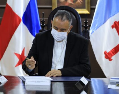 La USMA reafirma su compromiso al    firmar el Pacto del Bicentenario “Cerrando Brechas”