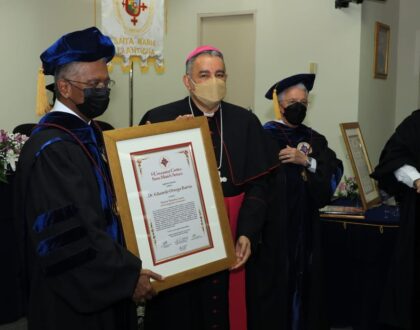 Médicos panameños son galardonados con el  ‘Doctorado Honoris Causa’ por la USMA