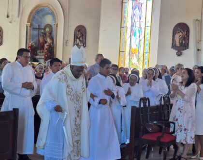 Monseñor Brown, un pastor que  estremecía el corazón de la gente
