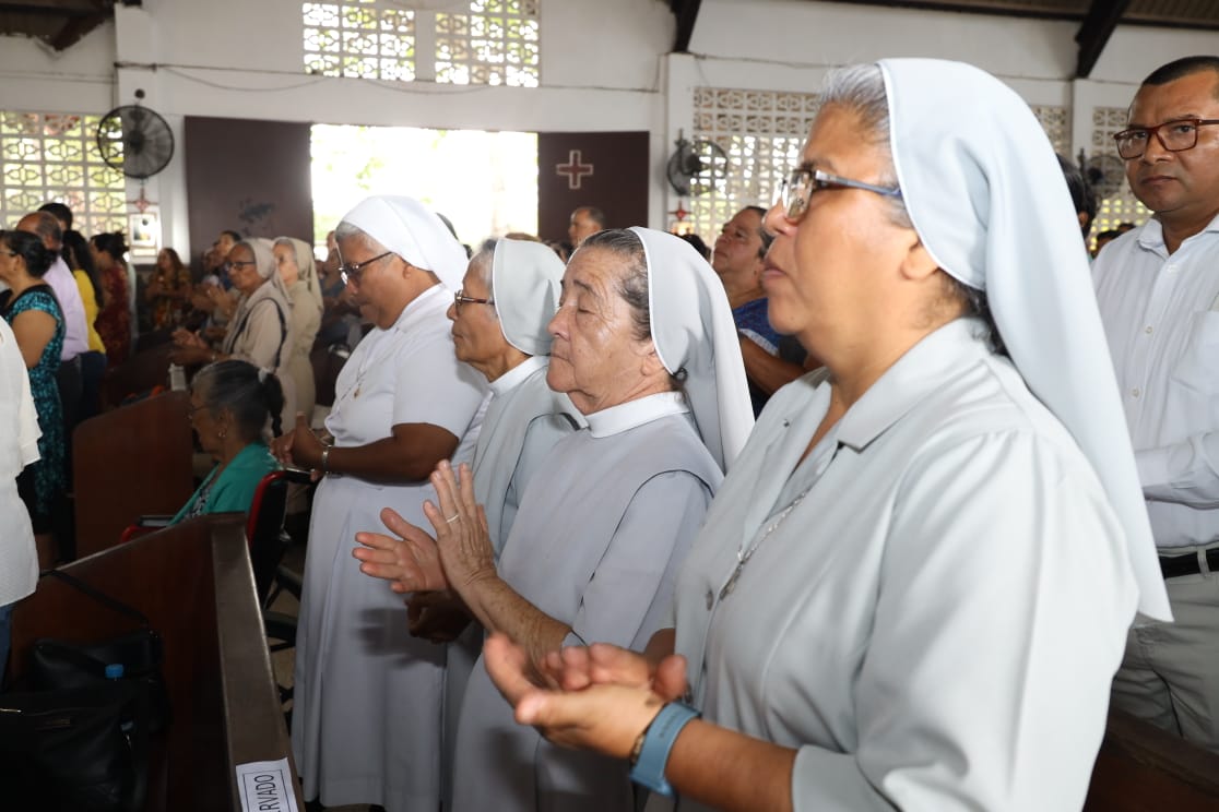 Instalado nuevo párroco de la recién creada Parroquia Santa Gema de Galgani, en Nuevo Chorrillo