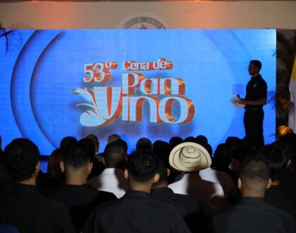 Fieles reunidos en sus hogares y en las parroquias celebraron la 53ª Cena de Pan y Vino 2024