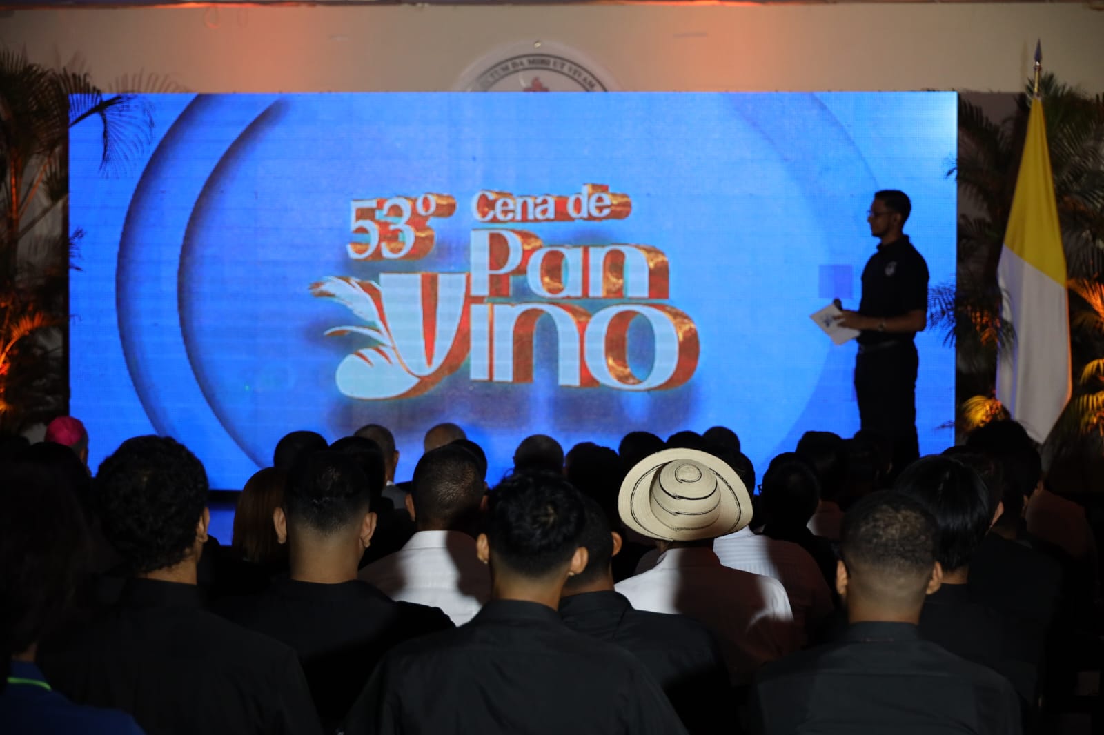 Fieles reunidos en sus hogares y en las parroquias celebraron la 53ª Cena de Pan y Vino 2024