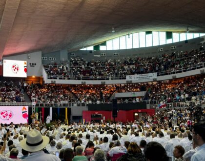 Cardenal	Baltazar Porra, delegado del Papa,	inaugura Congreso	Americano Misionero en	Ponce, Puerto Rico