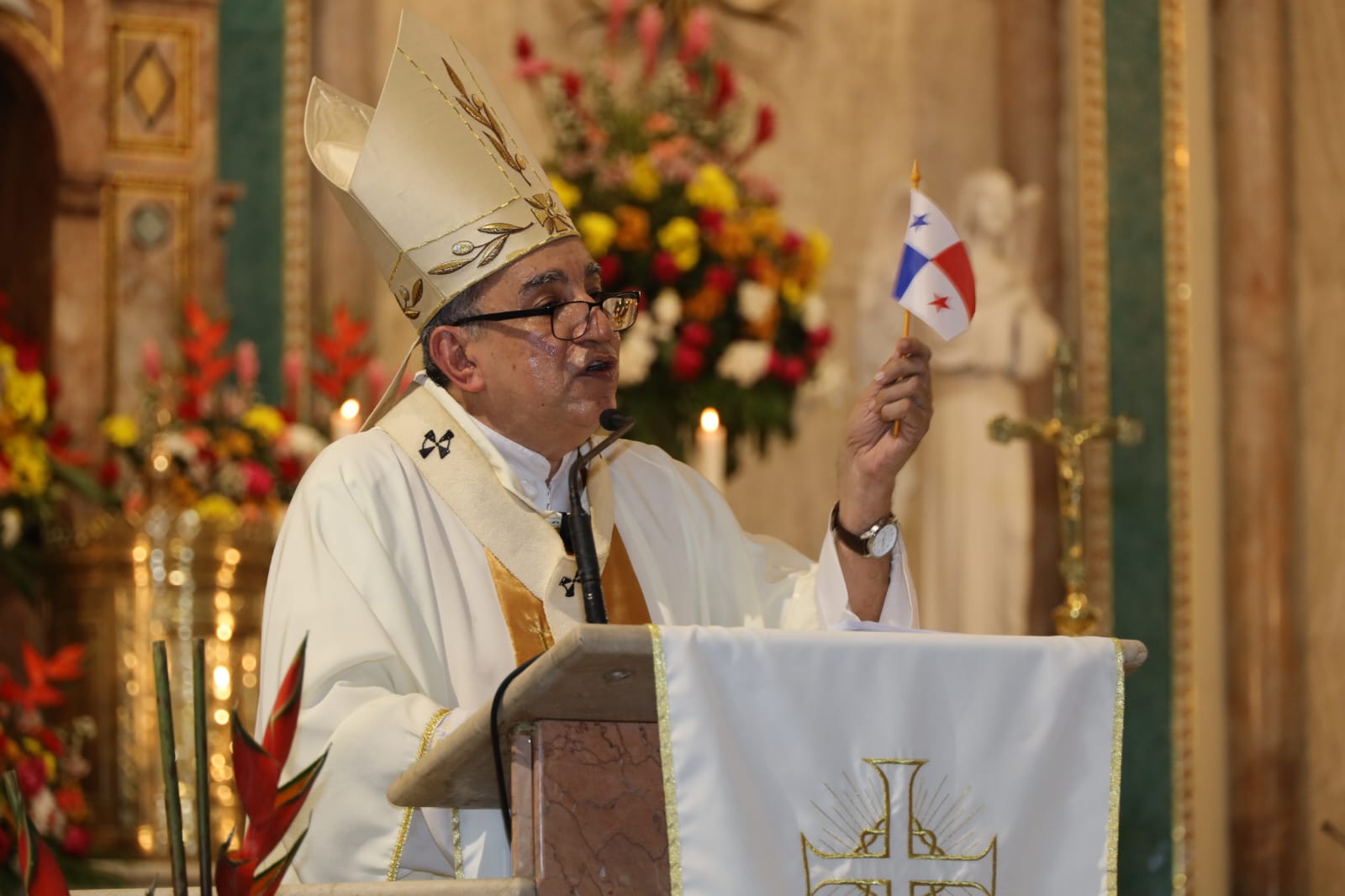 Homilía Festividad de Don Bosco Mons. Jose Domingo Ulloa Mendieta osa Basílica Menor Don Bosco