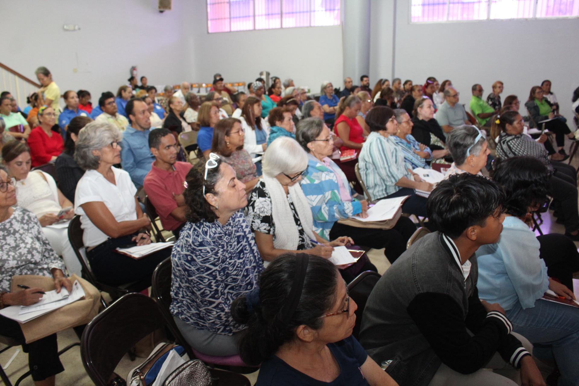 Agentes de Pastoral Social reciben material para la Campaña Cuaresmal 2025