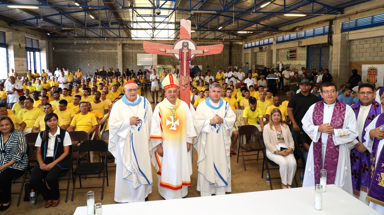 Mucha alegría y signos se vivió en la Apertura de la Puerta Jubilar del Centro Penitenciario La Joya