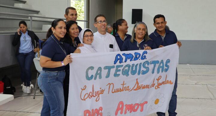 Casi 700 catequistas se sumergen en la renovación de la catequesis en la Arquidiócesis de Panamá