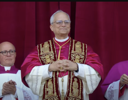 ¡La paz sea con todos vosotros! – Palabras del Santo Padre, León XIV