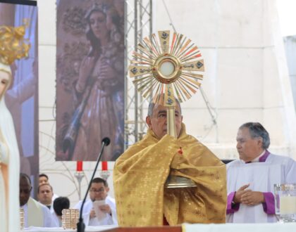 Iglesia panameña hace un llamado nacional a buscar caminos de paz - Cita Eucarística 2025