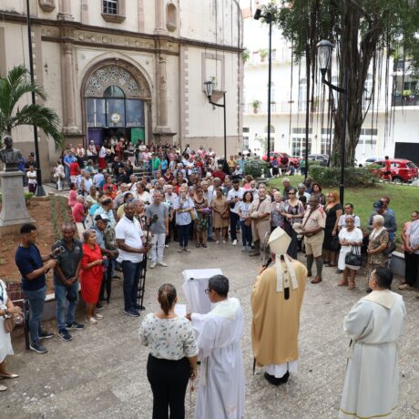 Con entusiasmo y oración ferviente, los adultos mayores celebraron su Jubileo en histórico templo de Santa Ana
