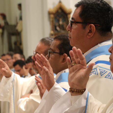 Mensaje con motivo del Día del Párroco Fiesta de San Juan María Vianney – 4 de agosto de 2025