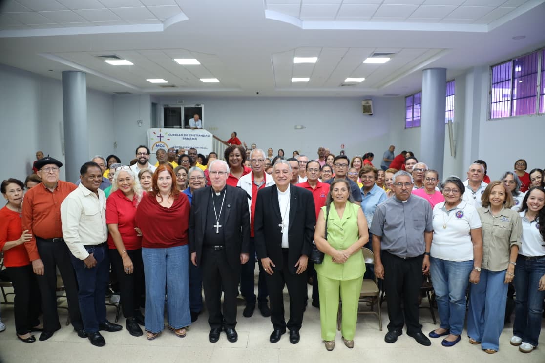 Cursillistas de Panamá se reúnen con el Asesor Eclesiástico del Organismo Mundial de Cursillos