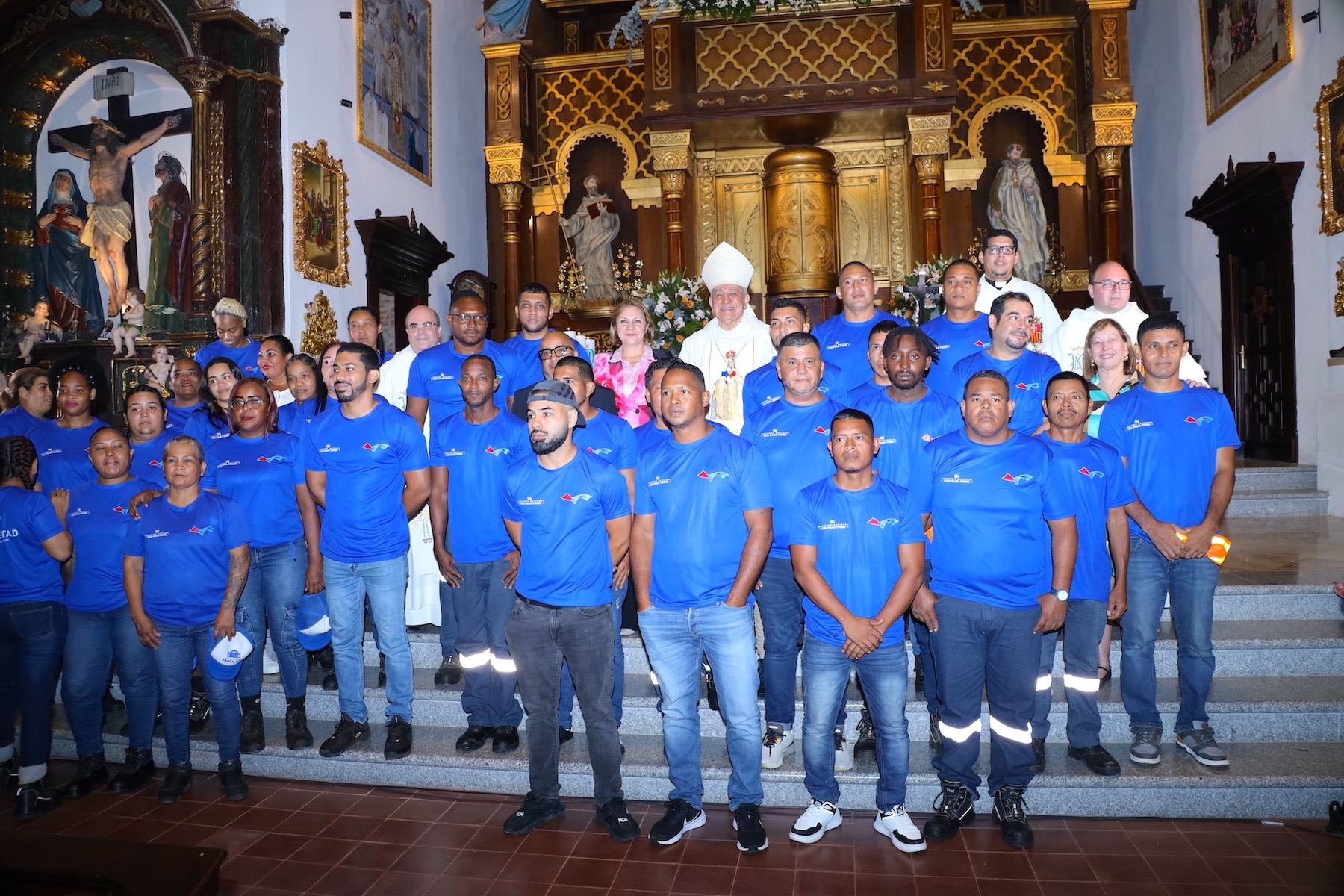 Estudiantes de El Chorrillo y privados de libertad, celebraron con fervor a la Virgen de La Merced