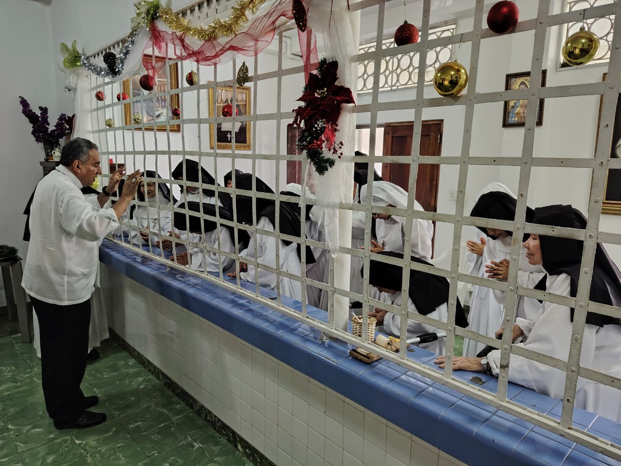 El cumpleaños del arzobispo, celebrado entre la oración, el servicio y el cariño de los más olvidados