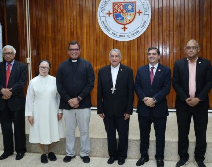 UNIVERSIDAD CATÓLICA SANTA MARÍA LA ANTIGUA ACTO DE ANUNCIO DEL NUEVO RECTOR