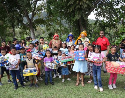 Alegría, fe y esperanza, vivieron niños de Monte Oscuro, Capira, el 6 de enero