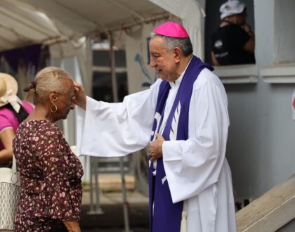 En el Primer Domingo de Cuaresma Arzobispo Ulloa llama a una conversión profunda del país en lo social, político, económico y cultural