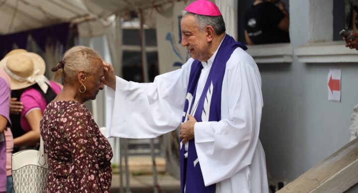 En el Primer Domingo de Cuaresma Arzobispo Ulloa llama a una conversión profunda del país en lo social, político, económico y cultural