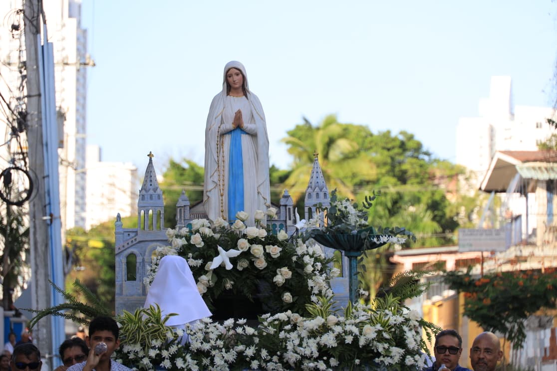 Un rincón de Lourdes en el corazón de la Arquidiócesis fue lugar de consuelo, gratitud y fe