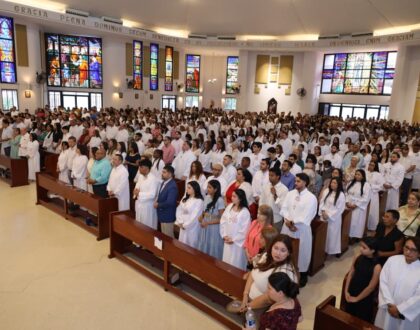 160 adultos de la Zona Santa María la Antigua reciben el Sacramento de la Confirmación