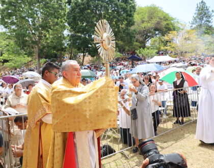 Más de 10 mil fieles participan en la Cita Eucarística y se hace el envío de la Misión Sinodal Arquidiocesana