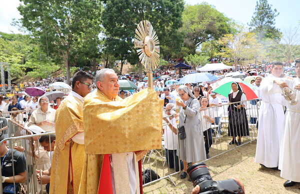 Más de 10 mil fieles participan en la Cita Eucarística y se hace el envío de la Misión Sinodal Arquidiocesana