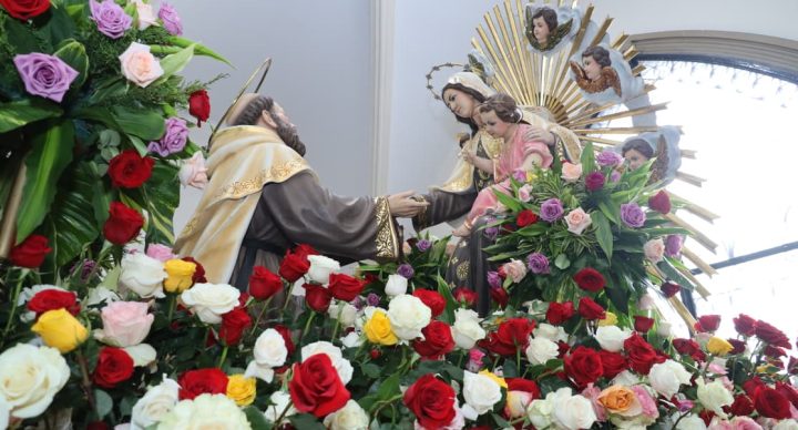Parroquia Nuestra Señora del Carmen, celebra a su Patrona con llamado a ser “casa y escuela de comunión”