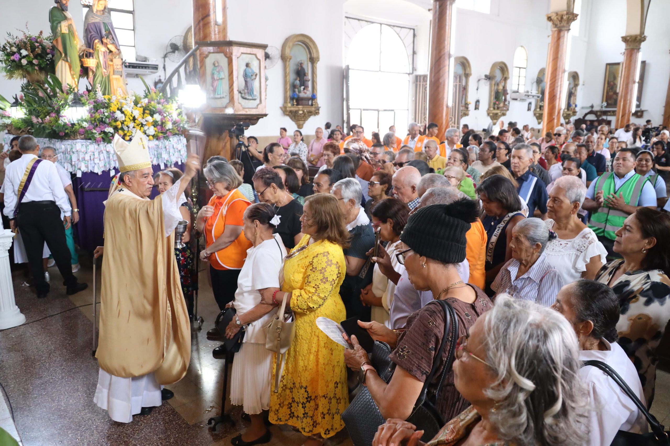 HOMILÍA XVII Domingo del Tiempo Ordinario Jornada Mundial de los Abuelos y de los Mayores