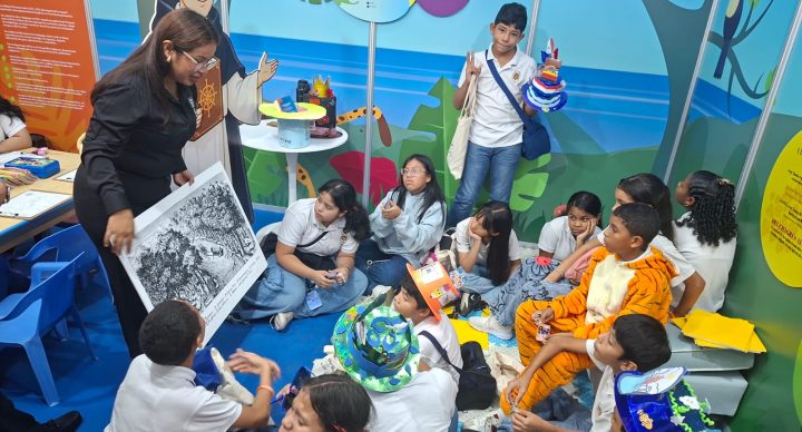 La fe y la cultura toman un lugar en la juventud presente en la XXII Feria Internacional del libro