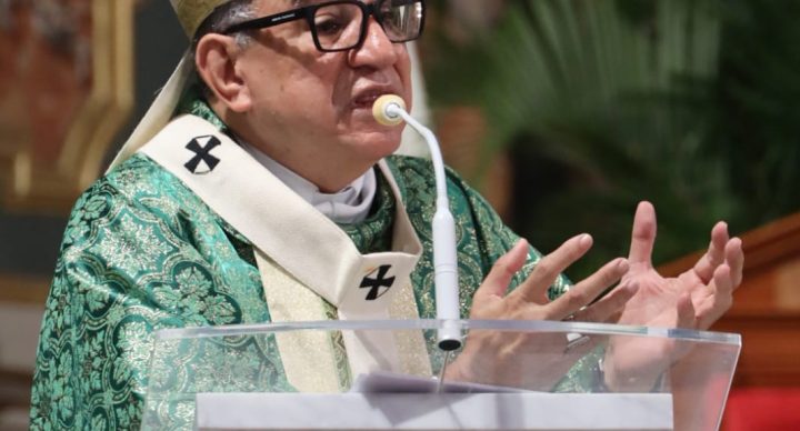 Una sola Iglesia e historia que continúa: Arzobispo Ulloa llama al reencuentro, al diálogo y a bajar el tono